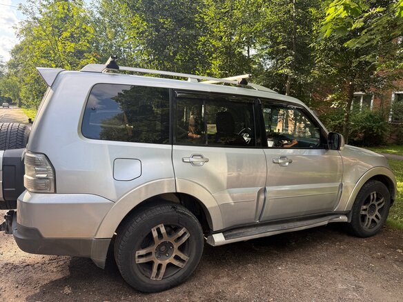 2007 Mitsubishi Pajero IV, серый, 800000 рублей - вид 1