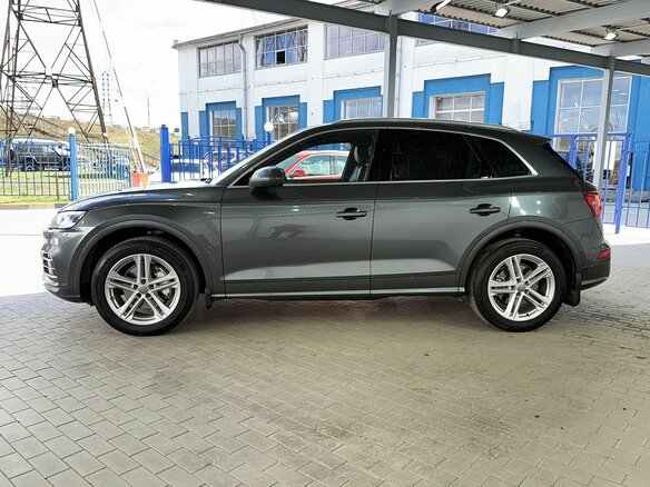 2017 Audi Q5 II (FY), серый - вид 1