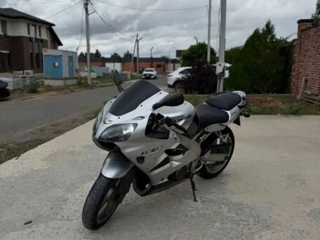 2002 Kawasaki ZX-6R Ninja, серебристый, 450000 рублей, вид 1