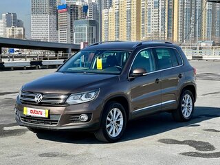 2016 Volkswagen Tiguan I Рестайлинг, коричневый, 1689000 рублей, вид 2