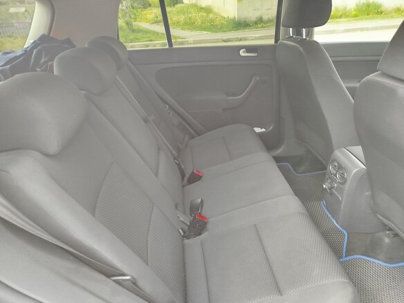 2011 Volkswagen Golf Plus II, чёрный, 800000 рублей - вид 8
