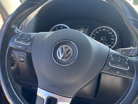 2012 Volkswagen Tiguan I Рестайлинг, красный - вид 13
