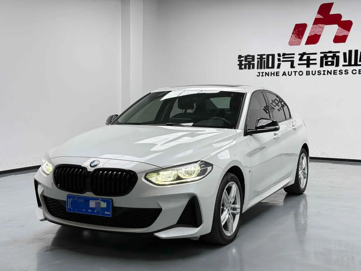 Открыть фотографии: BMW 1 серии III (F52) Рестайлинг