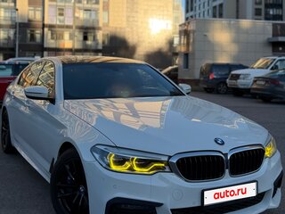 2019 BMW 5 серии 530i xDrive VII (G30/G31/G38), белый, 3450000 рублей, вид 4
