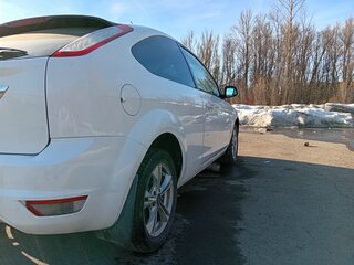 2010 Ford Focus II Рестайлинг, белый, 359000 рублей, вид 4