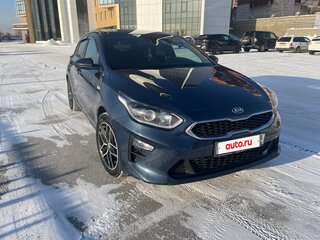 2018 Kia Ceed III, синий, 1500000 рублей, вид 2