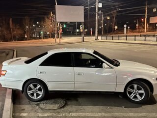 1998 Toyota Mark II VIII (X100), белый, 520000 рублей, вид 1