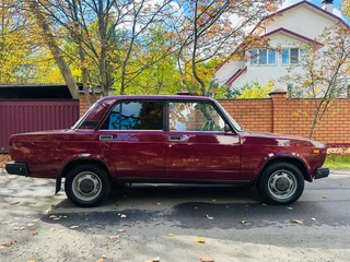 2003 Lada (ВАЗ) 2107, пурпурный, 249000 рублей, вид 3