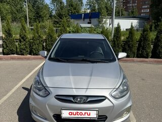 2012 Hyundai Solaris I, серебристый, 749000 рублей, вид 1