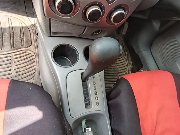 2006 Mazda Demio II (DY) Рестайлинг, серый, 275000 рублей - вид 13