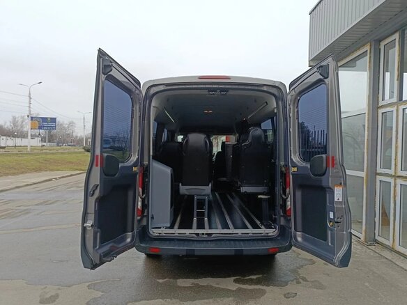 2018 Ford Transit, серый, 4300000 рублей - вид 12
