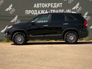 2010 Kia Sorento II, чёрный, 1300000 рублей, вид 4