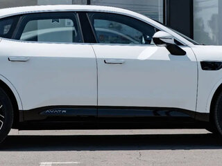 2025 Avatr 11 116.79 kWh I Рестайлинг, белый, 7950000 рублей, вид 3