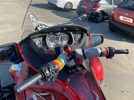 2011 BRP Can-Am Spyder, красный, 1100000 рублей, вид 5