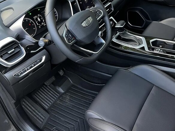 2026 Geely Binyue I Рестайлинг 2, серый - вид 12