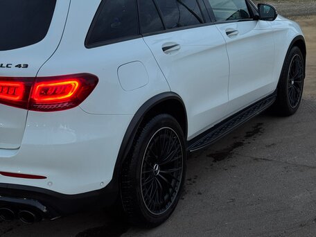 2022 Mercedes-Benz GLC AMG 43 AMG I (X253) Рестайлинг, белый, 5450000 рублей, вид 2