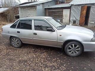 2012 Daewoo Nexia I Рестайлинг, серебристый, 170000 рублей, вид 3
