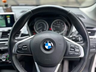 2016 BMW X1 18i sDrive II (F48), белый, 1450000 рублей, вид 5