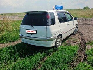 2000 Toyota Raum I, белый, 300000 рублей, вид 4