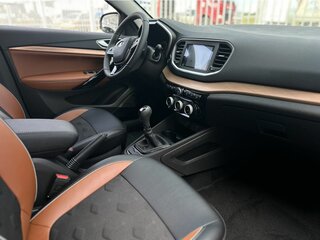 2026 Lada (ВАЗ) Vesta Cross I Рестайлинг (NG), серый, 1898000 рублей, вид 5