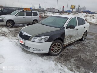2012 Skoda Octavia II (A5) Рестайлинг, белый, 327000 рублей, вид 1