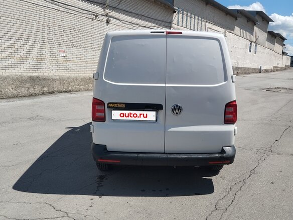 2019 Volkswagen Transporter, белый, 2350000 рублей - вид 2