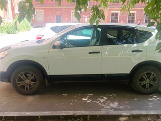 2011 Nissan Qashqai I Рестайлинг, белый, 1220000 рублей, вид 2