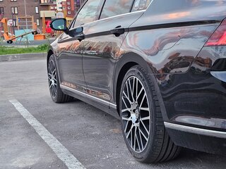 2019 Volkswagen Passat B8, чёрный, 1900000 рублей, вид 4
