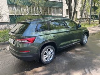 2021 Skoda Kodiaq I, зелёный, 2800000 рублей, вид 4