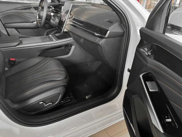 2026 Geely Preface I, белый, 3329990 рублей - вид 8