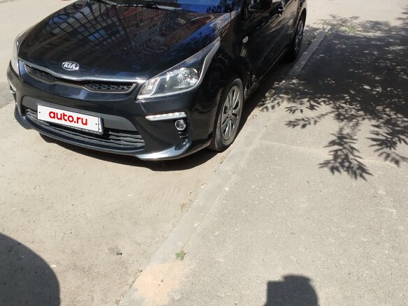 2019 Kia Rio IV, чёрный, 1700000 рублей - вид 2