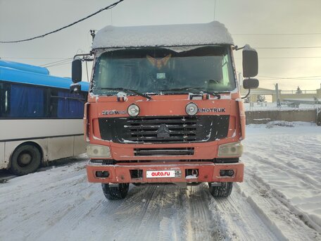 2011 Sinotruk Howo ZZ3407, красный, 1350000 рублей, вид 1