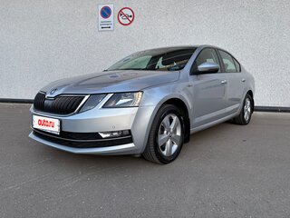 2018 Skoda Octavia III (A7) Рестайлинг, серебристый, 1700000 рублей, вид 1