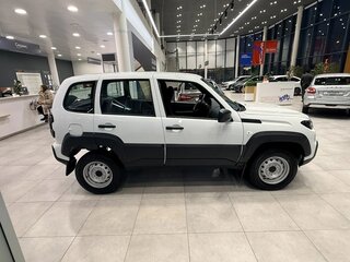 2026 Lada (ВАЗ) Niva Travel I Рестайлинг, белый, 1419000 рублей, вид 4