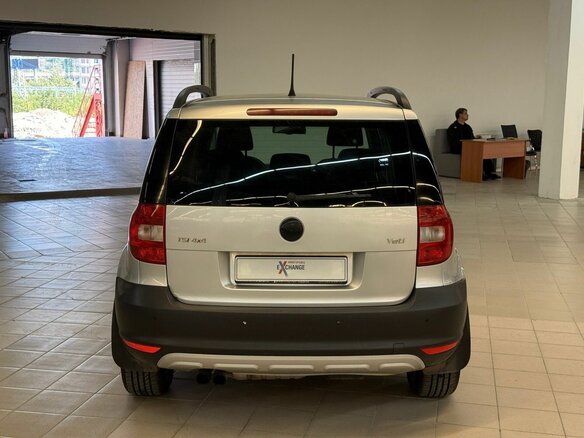 2012 Skoda Yeti I, серебристый - вид 6
