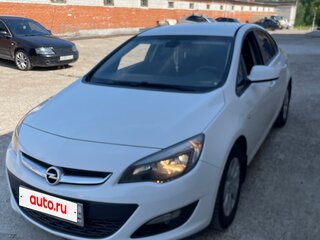 2014 Opel Astra J Рестайлинг, белый, 990000 рублей, вид 2