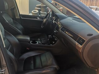 2011 Volkswagen Touareg II, коричневый, 2290000 рублей, вид 5
