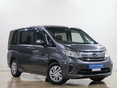 Honda Stepwgn V