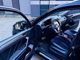 2022 Volkswagen Tiguan Allspace II Рестайлинг, чёрный, 3150000 рублей, вид 3