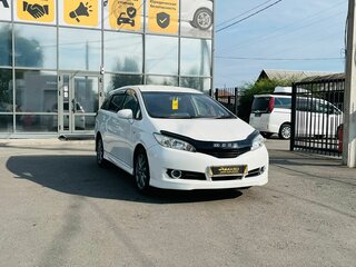 2010 Toyota Wish II, белый, 1199000 рублей, вид 4