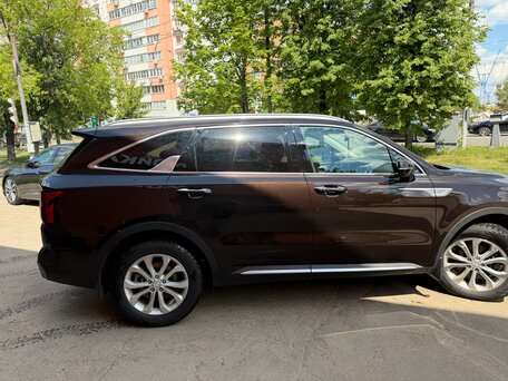 2020 Kia Sorento IV, коричневый, 2700000 рублей, вид 5