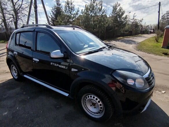 2012 Renault Sandero Stepway I, чёрный, 550000 рублей