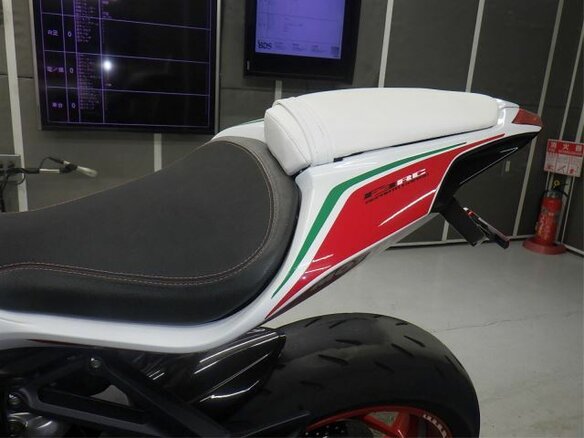 2020 MV Agusta F3 800, красный, 890000 рублей - вид 11