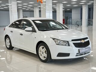 2010 Chevrolet Cruze I, белый, 460000 рублей, вид 3