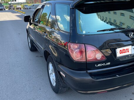 2000 Lexus RX 300 I, чёрный, 770000 рублей, вид 4