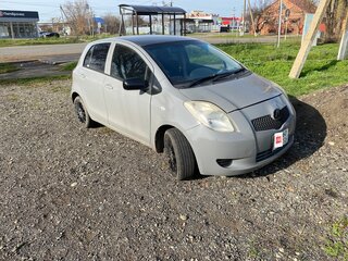 2005 Toyota Vitz II (XP90), серый, 520000 рублей, вид 3