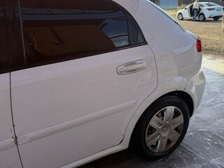 2009 Chevrolet Lacetti I, белый, 250000 рублей, вид 3