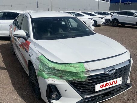 Chery Arrizo 8