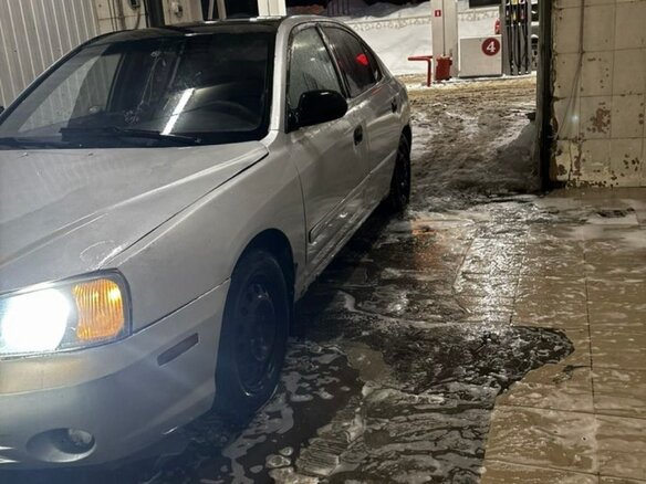2002 Hyundai Elantra III (XD), серебристый