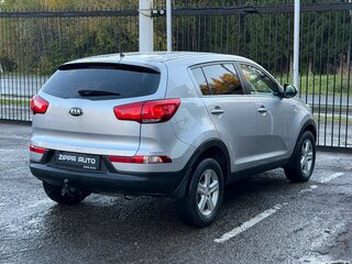 2015 Kia Sportage III Рестайлинг, серебристый, 1399000 рублей, вид 4